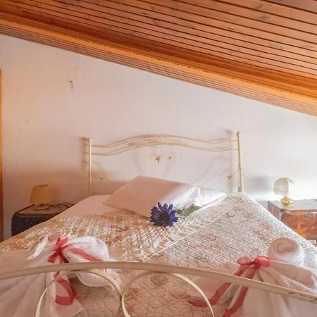 Apartment 5 Beds Wi-fi Ac 5 Minutes From The Sea