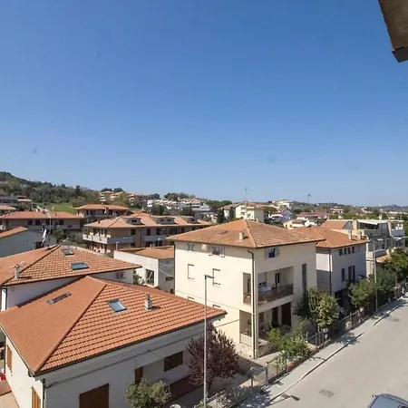 5 Beds Wi-fi Ac 5 Minutes From The Sea